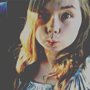 Meet your Posher, Katelyn